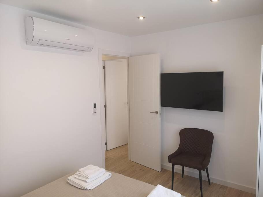 New Alexandra Apartment, 2 Min 40 Sec From Beach La Mata  Luaran gambar